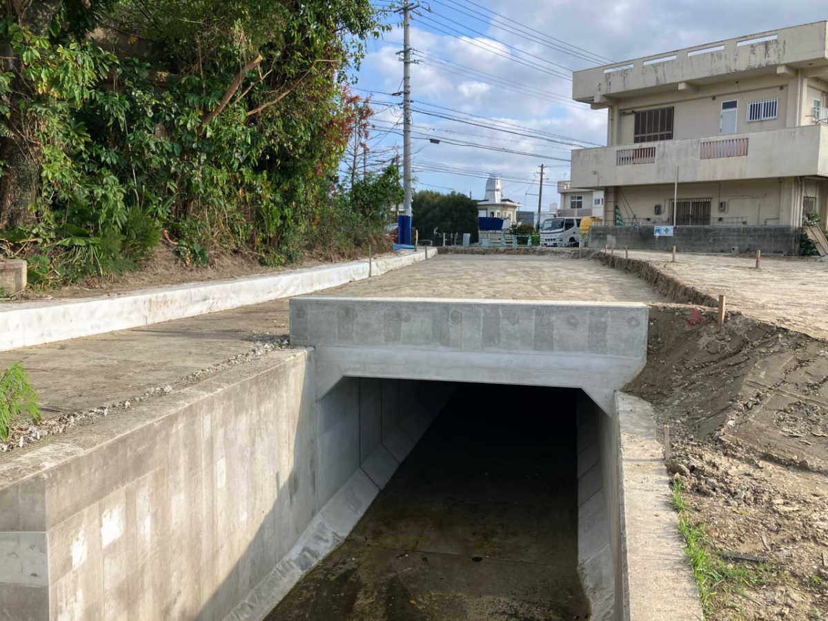 沖縄県　西原町　竣工現場